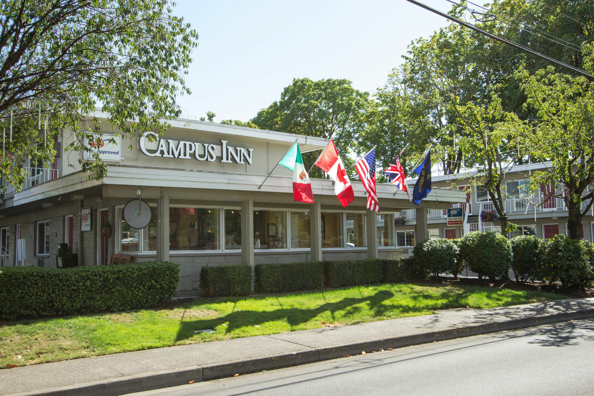 Campus Inn & Suites Eugene Downtown Exterior photo